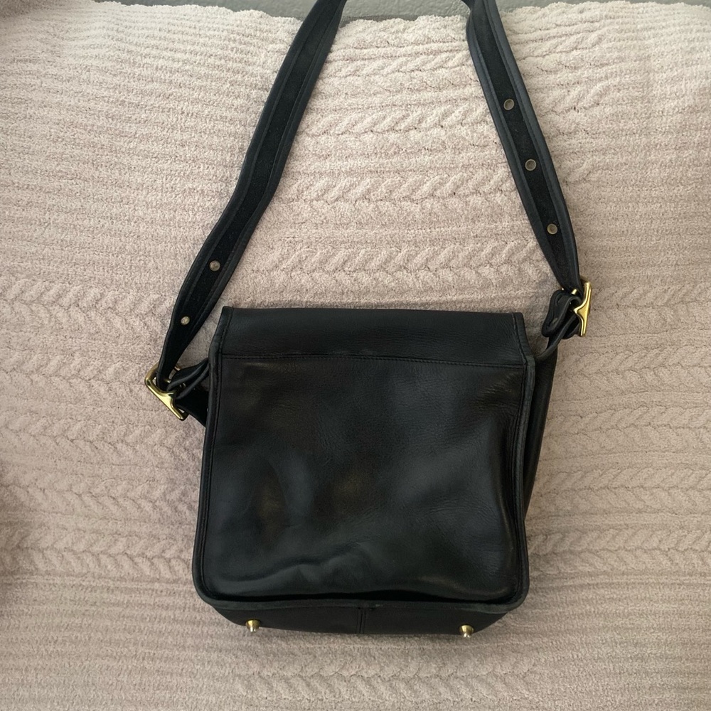 Vintage Black Leather Coach Shoulder Bag - Picture 2 of 7
